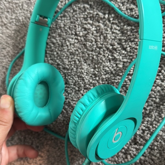 Beats Headphones - Picture 8 of 10